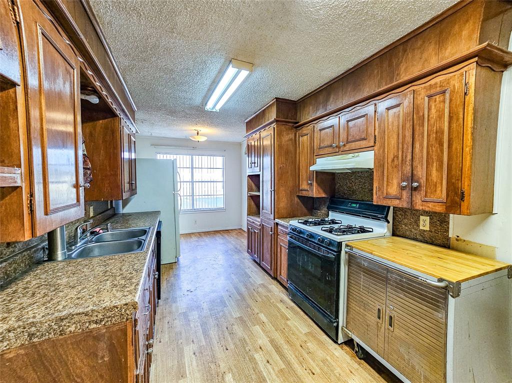 114 Scott Street Property Photo 17