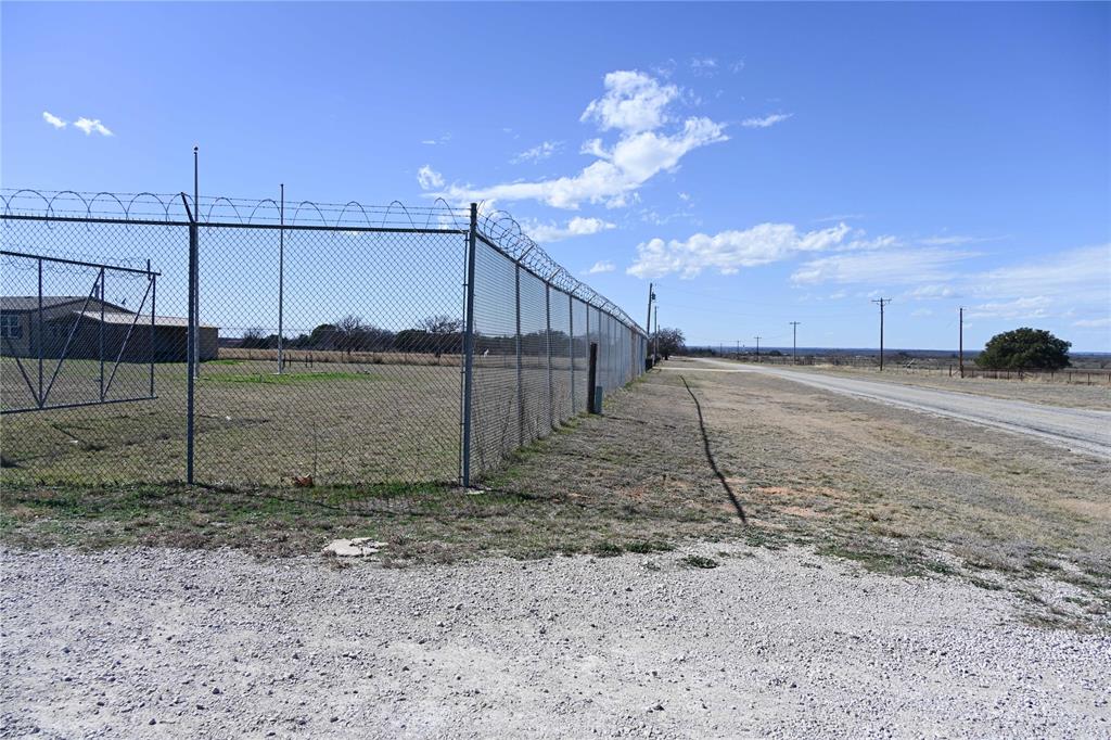 751 Fm 2408 Property Photo 12