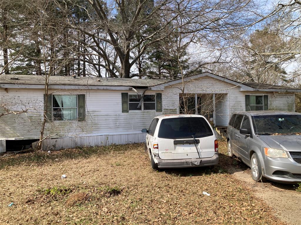 100 Maplewood Drive Property Photo 1