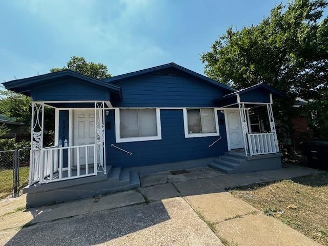 2816 S Grove Street Property Photo 1