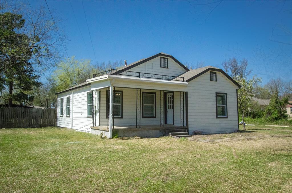 1511 Mockingbird Lane Property Photo