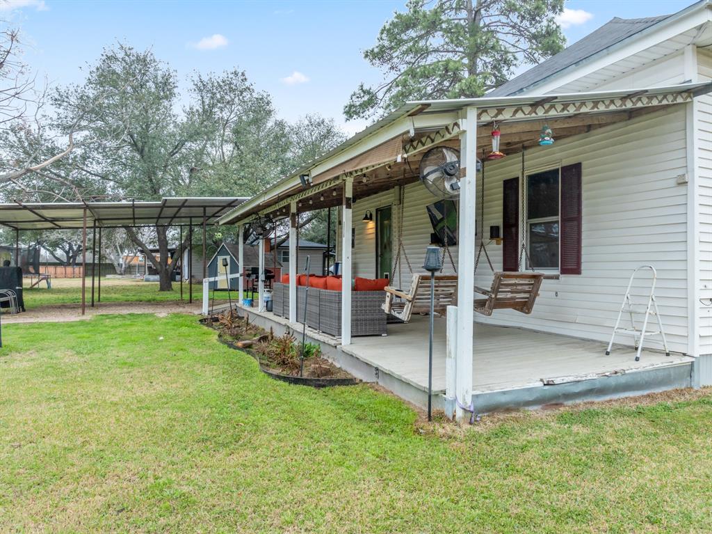 806 Bowie Property Photo 22