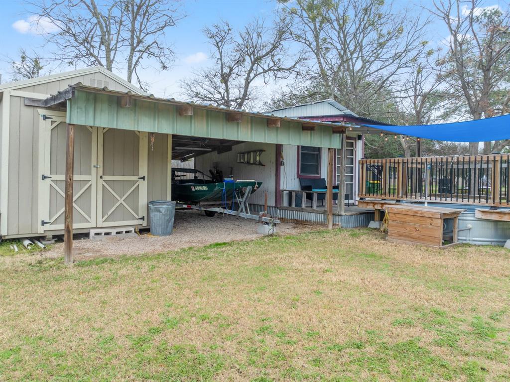 806 Bowie Property Photo 28