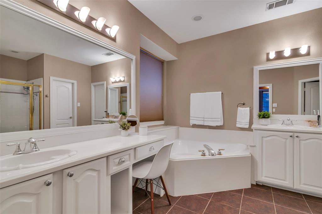 5989 Sandhill Circle Property Photo 16