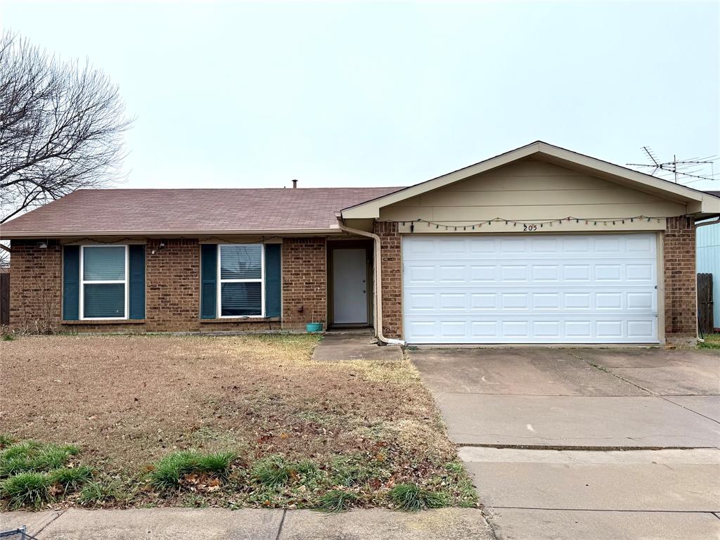 205 Willow Creek Lane Property Photo