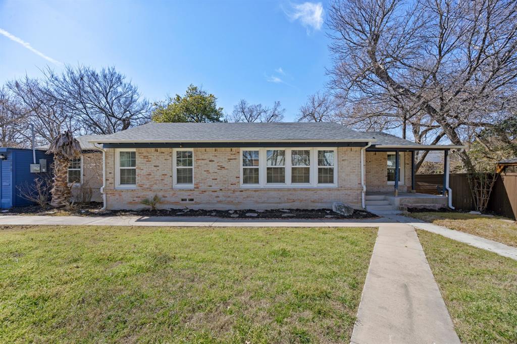 445 N Cavender Street Property Photo