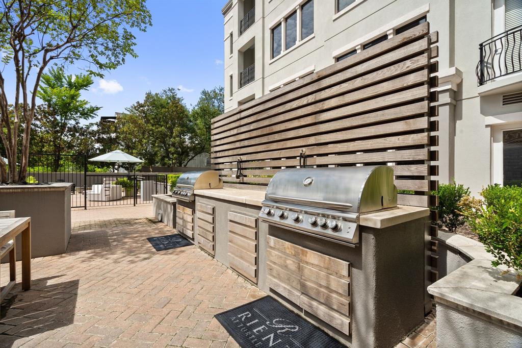 3500 Fairmount Street Property Photo 14