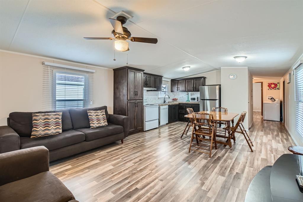 11060 Peninsula Lane Property Photo