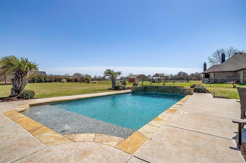 101 Cora Court Property Photo