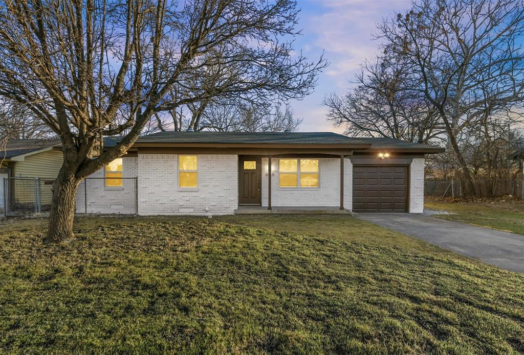 668 Pine Street Property Photo