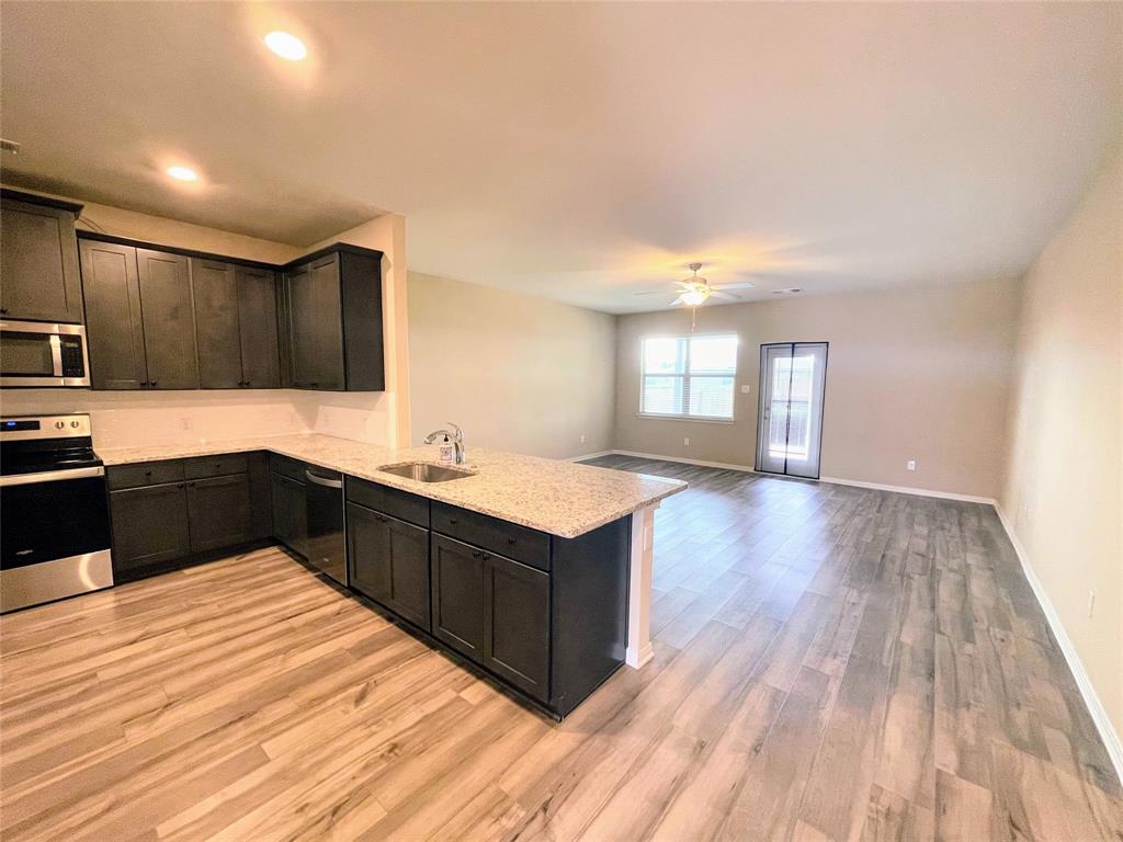 207 Lake Ridge Property Photo 10