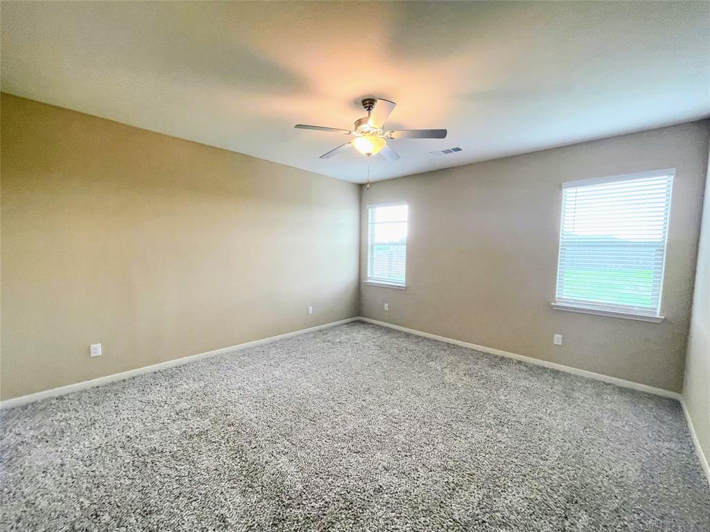 207 Lake Ridge Property Photo 15