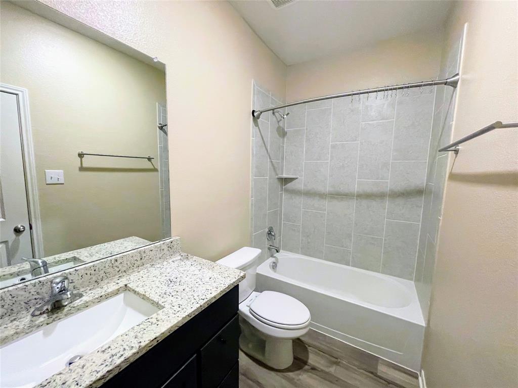 207 Lake Ridge Property Photo 21