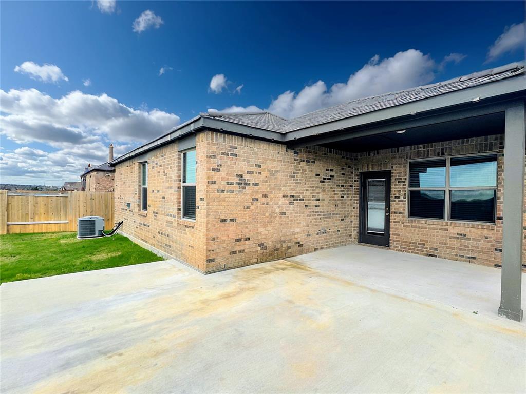 207 Lake Ridge Property Photo 29
