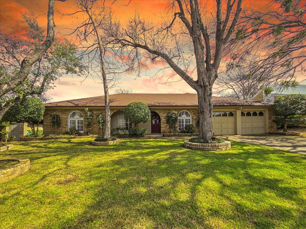 2405 Smokerise Drive Property Photo
