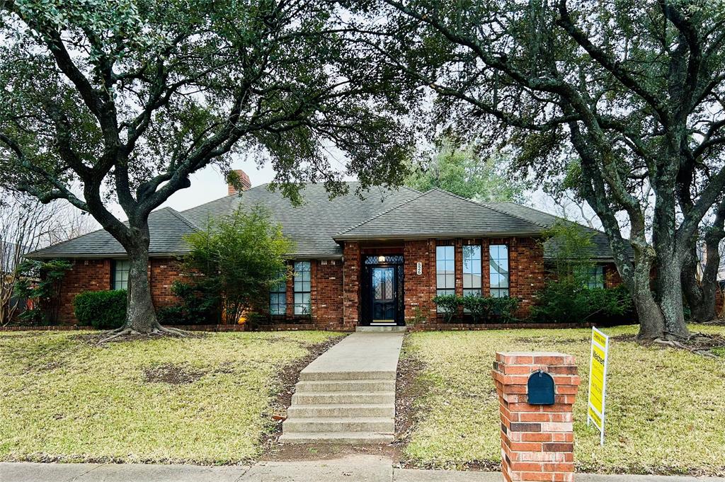 526 Sierra Drive Property Photo