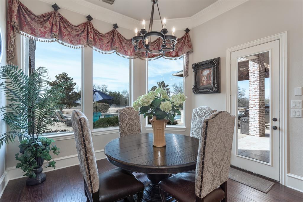 4694 Lake Breeze Drive Property Photo 14