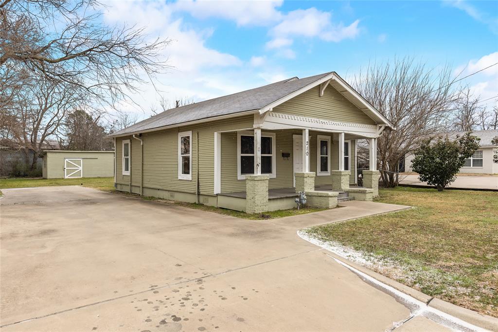 210 Locust Street Property Photo