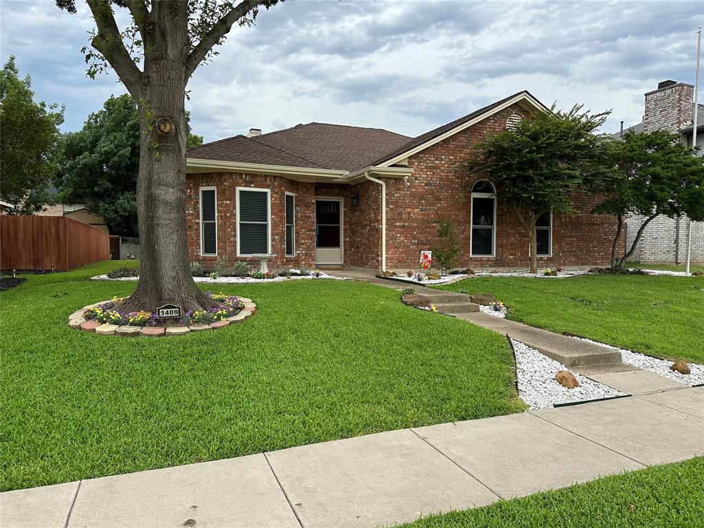 1409 Creek Valley Road Property Photo 1