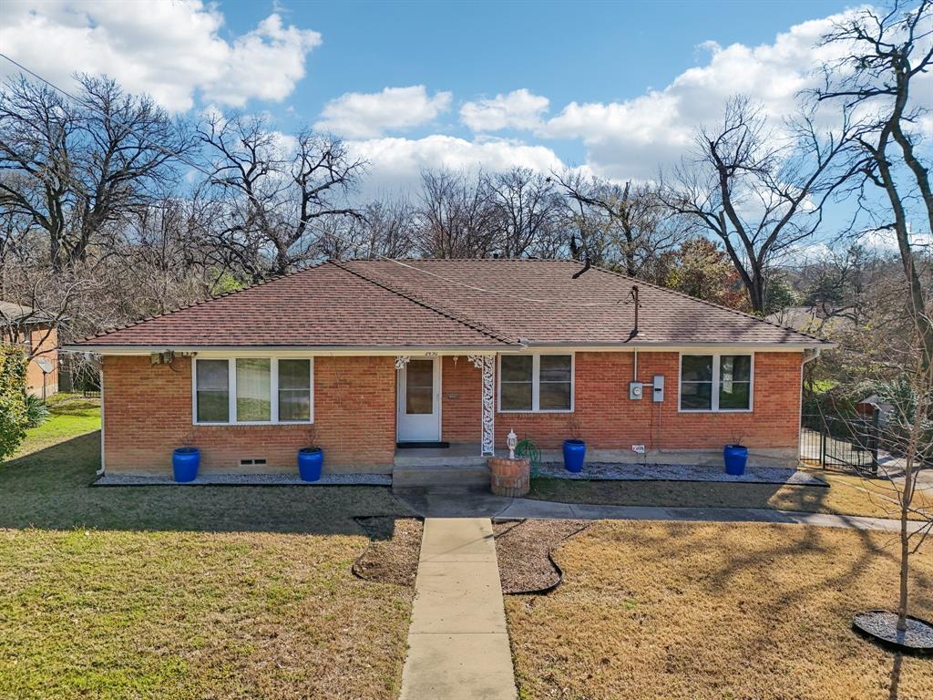 2450 Wildoak Drive Property Photo