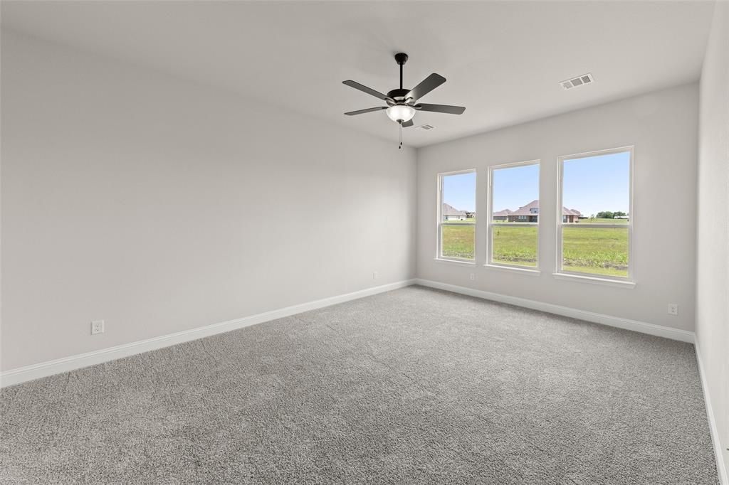 6725 Emerson Drive Property Photo 8