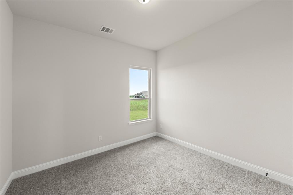 6725 Emerson Drive Property Photo 17