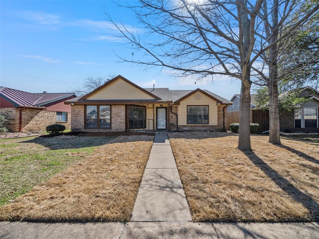 716 Fieldwood Drive Property Photo