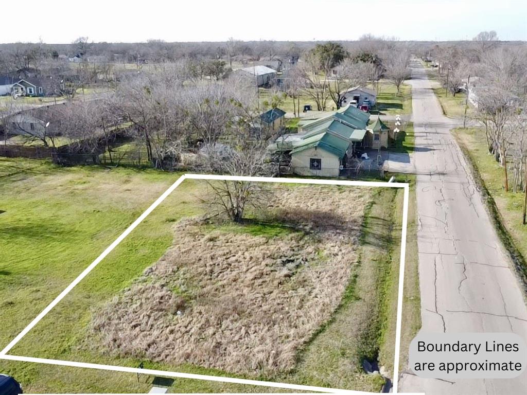 1218 E 12th Avenue Property Photo 2