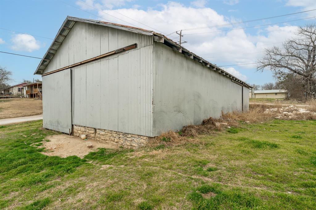108 N Hill Property Photo 6