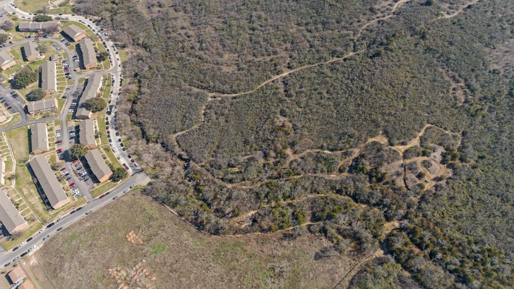 1200 Cherry Laurel Lane Property Photo 10
