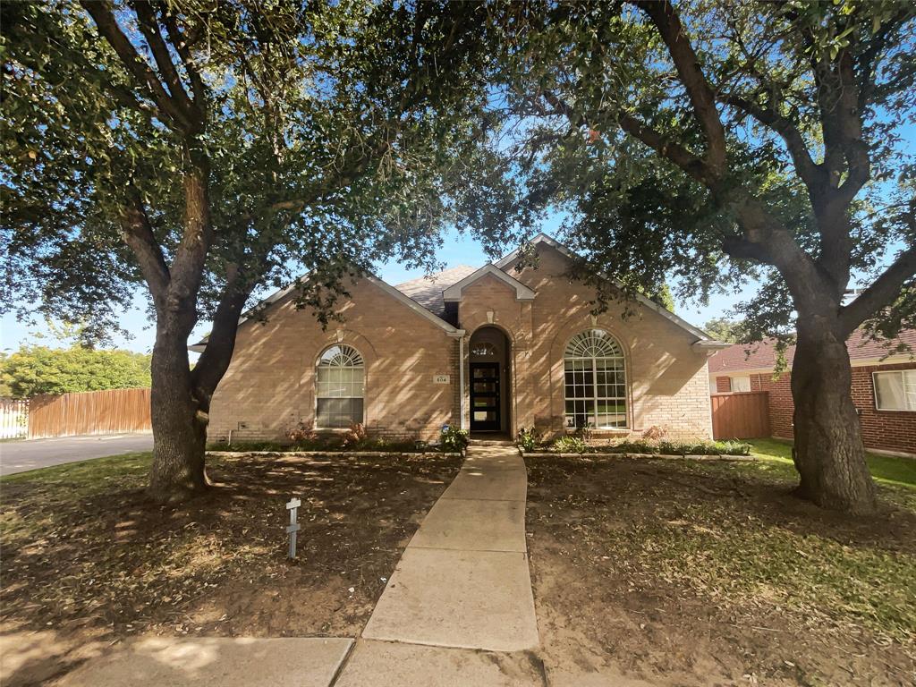 504 Outlook Cove Property Photo 1