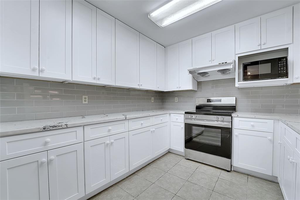 1743 Cordova Drive Property Photo