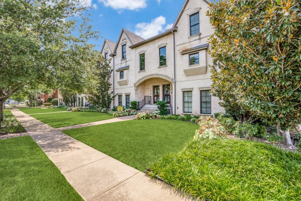 4153 Hyer Street Property Photo