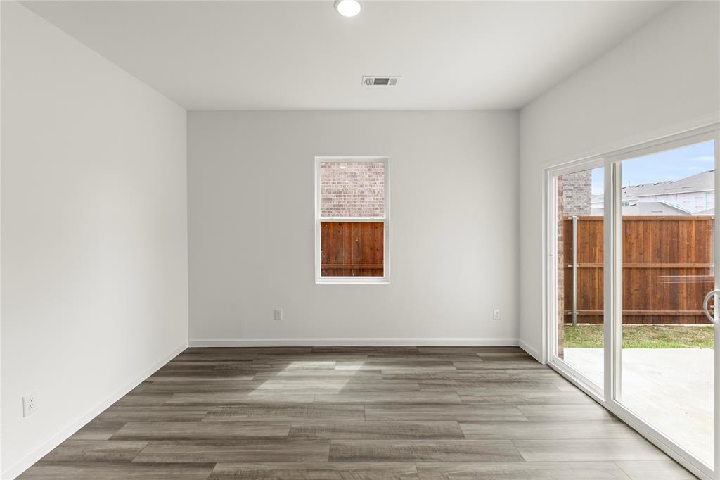 3224 Dillonwood Street Property Photo 12