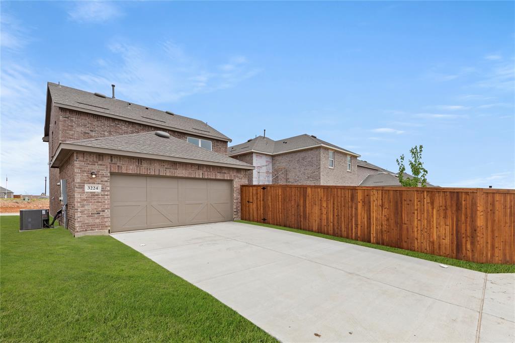 3224 Dillonwood Street Property Photo 26