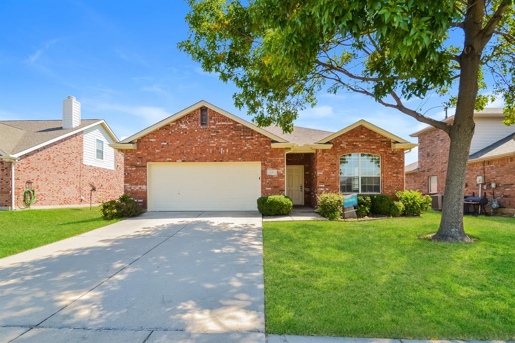 432 Willowlake Drive Property Photo