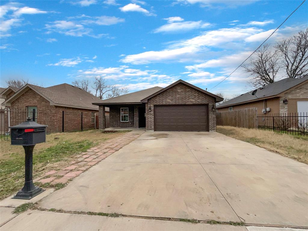 4924 Chapman Street Property Photo