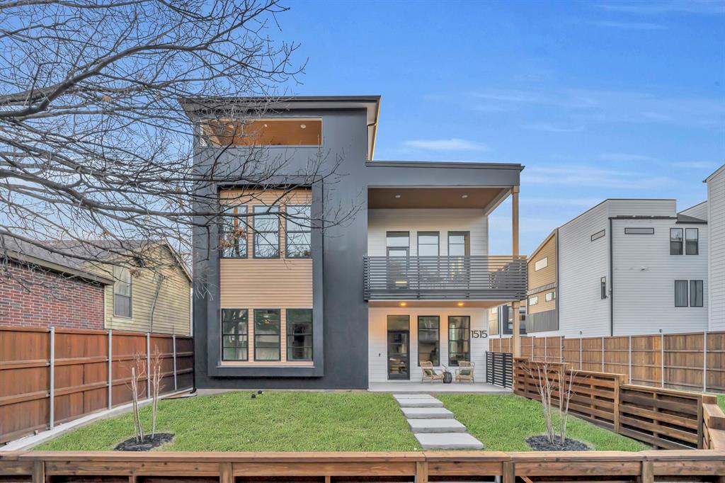 1515 Pecos Street Property Photo 1