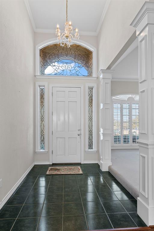 1918 Circleview Drive Property Photo 6