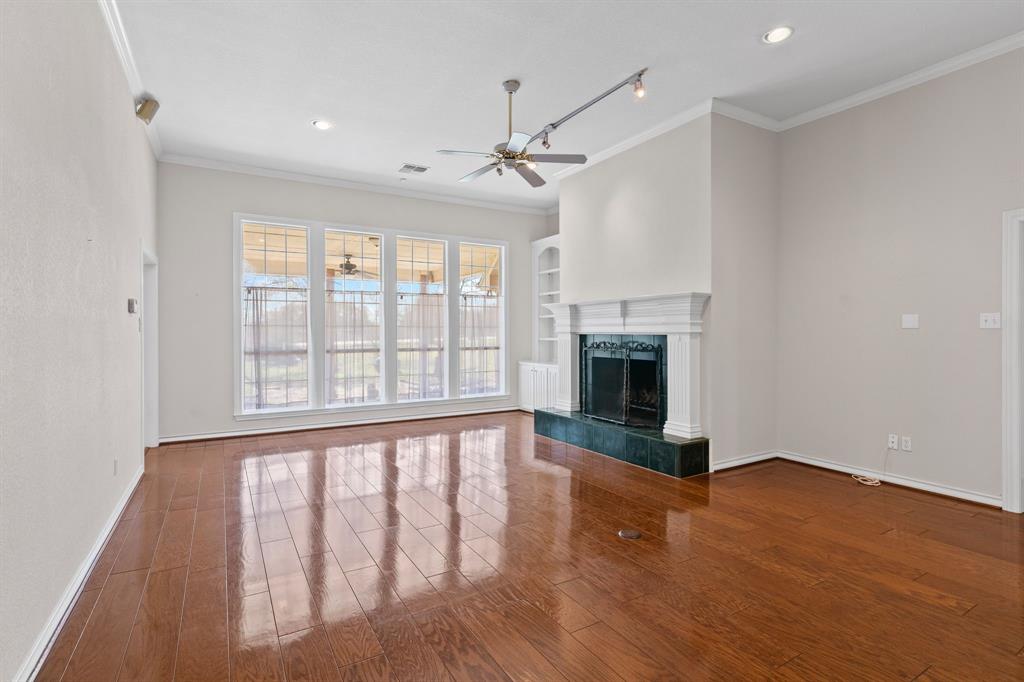 1918 Circleview Drive Property Photo 10