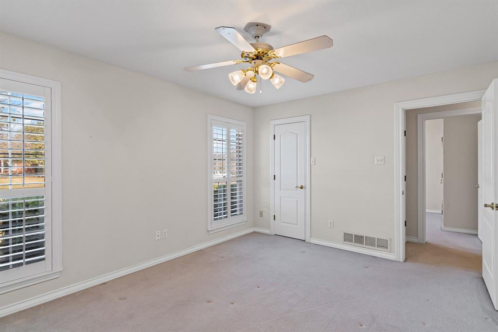 1918 Circleview Drive Property Photo 27