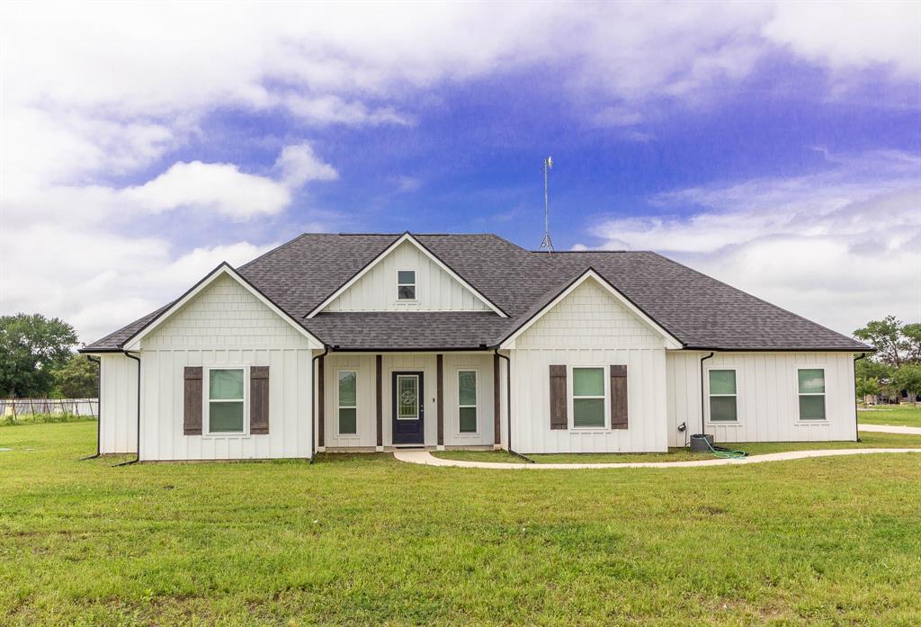 7055 Deer Run Property Photo