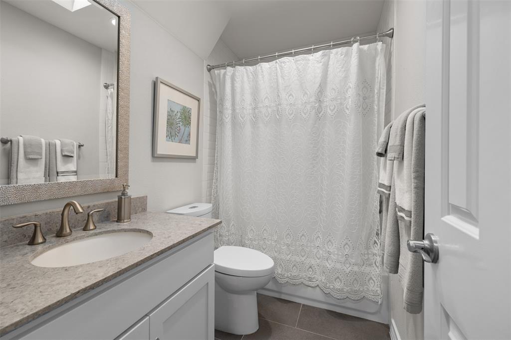 4613 Washburn Avenue Property Photo 32