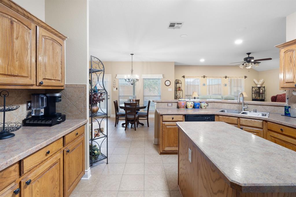 1117 Seminole Lane Property Photo 13