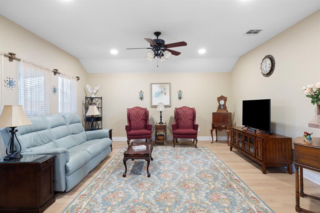 1117 Seminole Lane Property Photo 15