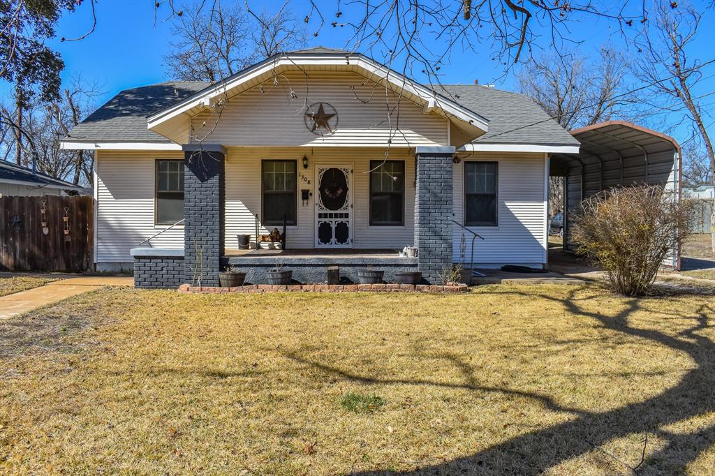 1308 S Cypress Property Photo