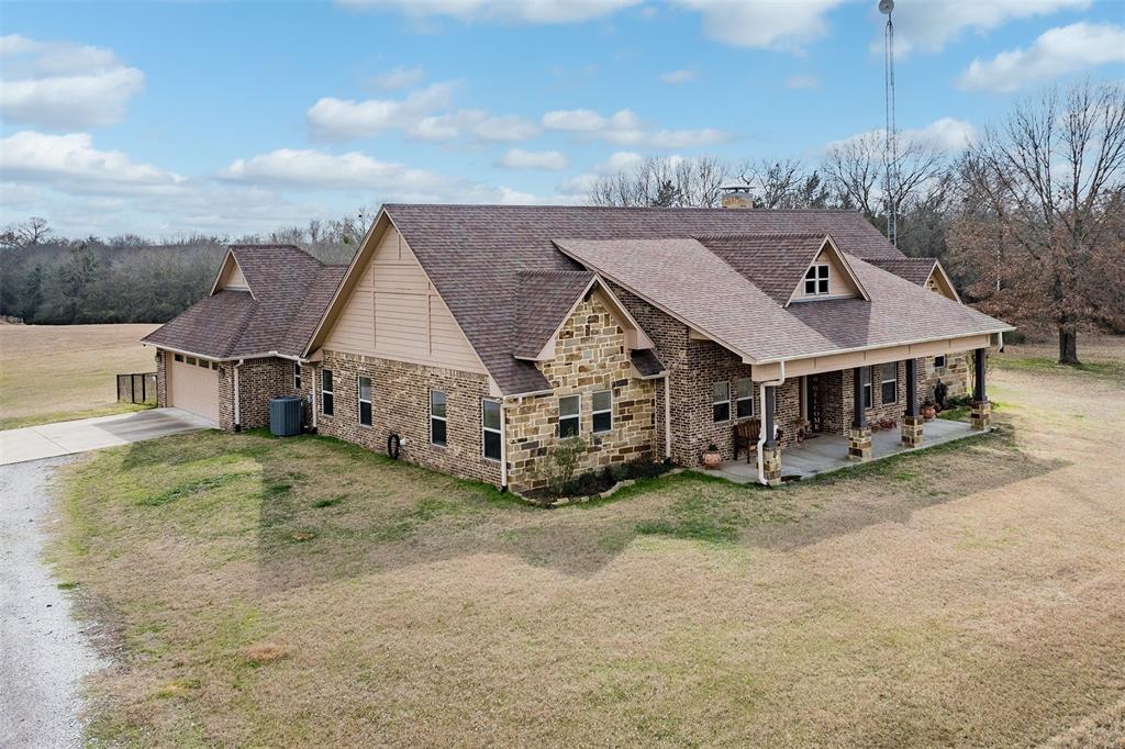 9075 State Highway 31 Property Photo