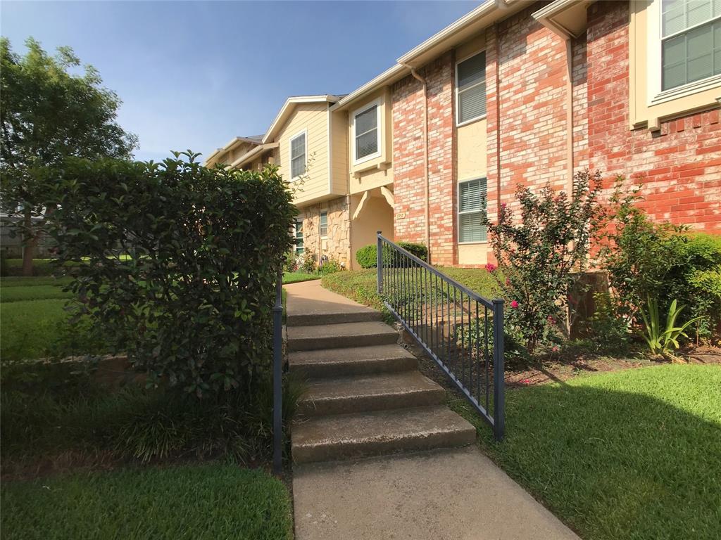 1957 Shorewood Drive Property Photo