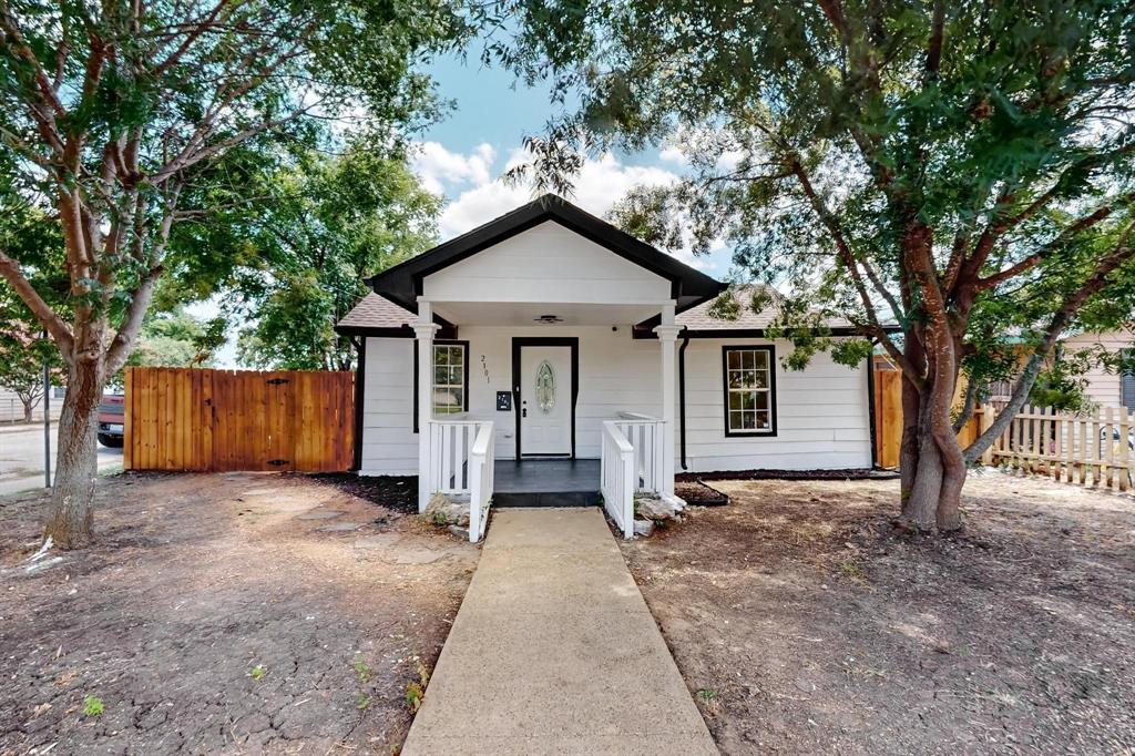 2101 Holland Street Property Photo