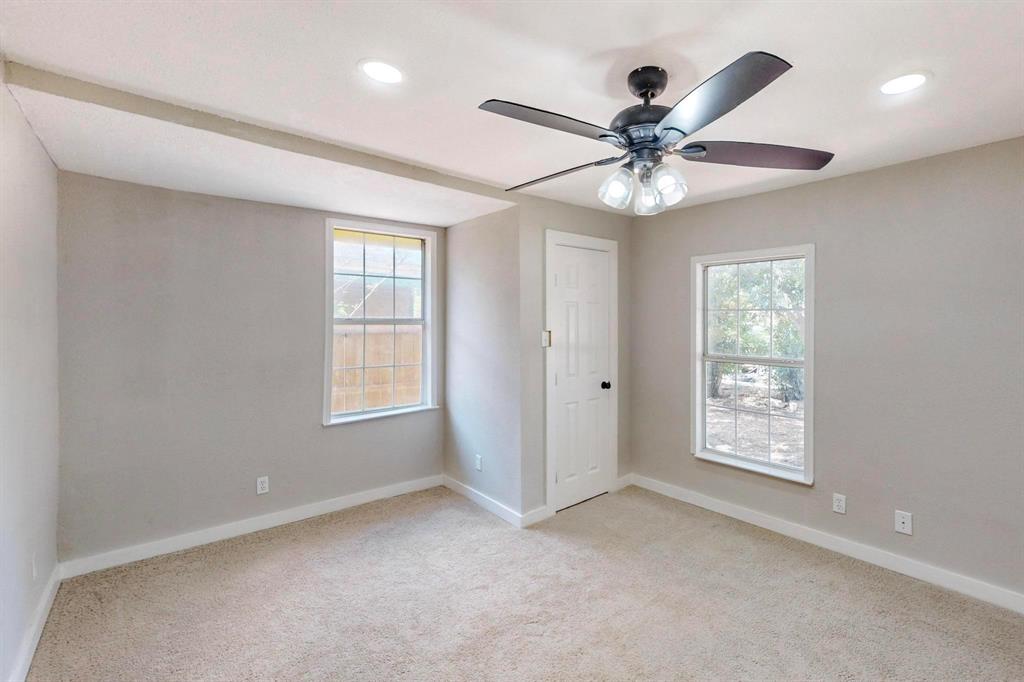 2101 Holland Street Property Photo 17